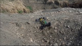 HobbyKing Quanum Vandal 4wd Buggy Bashing and Playing in the Creek [upl. by Nywroc]