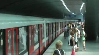 Metro Warszawa Stacja Dworzec Gdański [upl. by Engle]