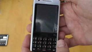 Sony Ericsson P1i unboxed [upl. by Tuneberg318]