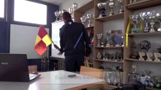 gestuelle arbitres assistants football [upl. by Eden]