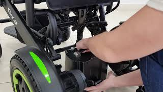 Q50 R  How to extract and install the battery [upl. by Allisirp]