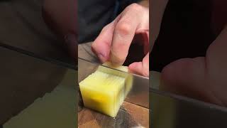 Cutting a kiwi nicely fyp knife knifesharpening ray knifesharpener rui knives japaneseknives [upl. by Airrat]