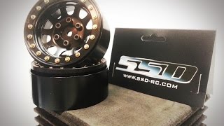 Axial SCX10 Deadbolt  Beadlocks  50 Budget Build  Week 4 [upl. by Haodnanehs]