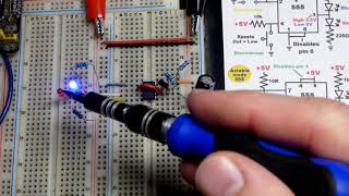 Astable mode 555 timer demonstration circuit [upl. by Suelo244]