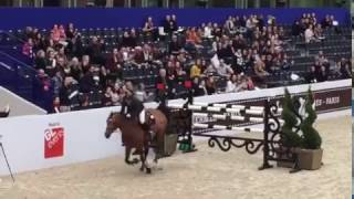 Saut Hermès Victoire pour Carinjo 9 HDC et Patrice Delaveau dans le Prix de la Ville de Paris [upl. by Remoh]