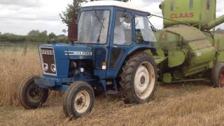 Claas super automatic S combine working in Cambridgeshire 2017 [upl. by Alien]