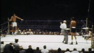 Muhammad Ali vs Cleveland Williams [upl. by Ihsorih]