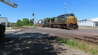 Trains of Muncie Indiana A Great Day of Railfanning in Eastern Indiana [upl. by Aizek591]