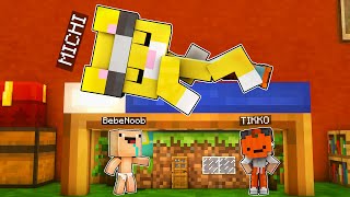 TIKKO y BEBE NOOB CREAN UNA MINI CASA DEBAJO DE LA CAMA DE MICHI MIAU😂😂 Con Los BEBECITOS [upl. by Anawad]