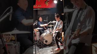 the HANGOVERS  銀色ミサイルLive thehangovers livemusic rock music original guitar drums shorts [upl. by Gareri627]