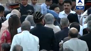 Former PM Manmohan Singh at Rashtrapati Bhawan to attend Modis swearingin ceremony [upl. by Schechter]