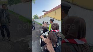 Terpelajar itu harus tertib polisimenyapa viralvideo viralshorts [upl. by Regnig227]