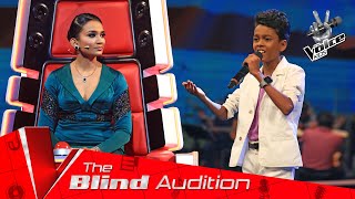 Pawan Anuhas  Andara Yaye අන්දර යායේ  Blind Auditions [upl. by Ezarra952]