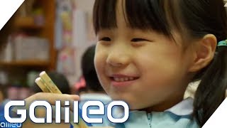 So wichtig ist die Mittagspause in Japans Schulen  Galileo  ProSieben [upl. by Lajes]