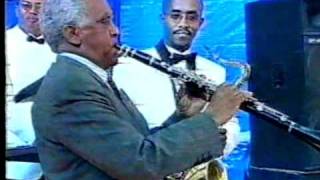 Merawi Sitot Playing Ambassel with  Medina Band [upl. by Ymmat631]