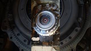 Nissan 30210VD200 Clutch Kit Cover Pressure Plate Patrol Y61 30210VD200 [upl. by Gnaht113]