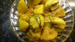 Aloo parwal recipeAloo Potoler dalnaParwal recipe  Bengali Parwal Potato Curry [upl. by Gonsalve]