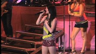 MIRANDA COSGRVE Kiss You Up 2011 LiVe [upl. by Woodrow486]