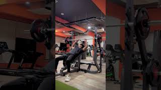 Chest workout upper chest incline barbell press youtubeshorts shorts [upl. by Kara-Lynn]