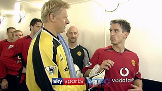 Gary Neville refuses to shake Peter Schmeichels hand before the Manchester derby [upl. by Sueahccaz]