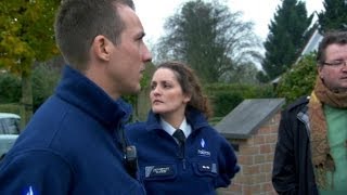 Geluidsoverlast zorgt voor ongerustheid  De Buurtpolitie  VTM [upl. by Valentijn]