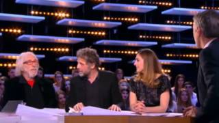 Julie Gayet Stéphane Guillon et la fameuse allusion [upl. by Harland]