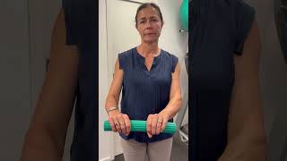 Using the TheraBand flex bar for tennis elbow [upl. by Dar]