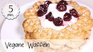 Vegane Waffeln Rezept  Waffeln selber machen  Waffeln Vegan Gesund ohne Banane  Vegane Rezepte [upl. by Yenwat]