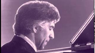 ASHKENAZY Beethoven Piano Sonata No26 in E flat major Op81a [upl. by Halivah]