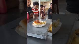 GANDHIDHAM ka famous Vada pav famous Vada pav gandhidham streetfood shortsviral shortsvideo [upl. by Venetis]