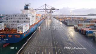 Timelapse of container ship arriving and being unloaded  Auckland New Zealand [upl. by Atolrac]