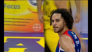 Shane Larkin Potadan Potaya Basket Attı 🎯🔥 [upl. by Hsilgne]