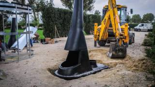 Toilettes seches publiques Kazuba Installation Hortus Arles [upl. by Sixele]