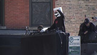 Marshmello performs surprise concert at The Wieners Circle [upl. by Herodias]