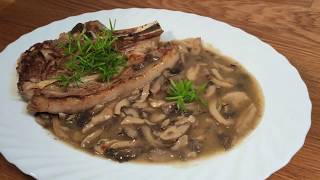 CÔTELETTES DE VEAU AUX CHAMPIGNONS CUISINE MALIYA طريقة ممتازة لتحضيرالستيك اللحم وصوص الفطر [upl. by Irab309]