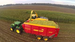 Loonbedrijf Hulter met hun New Holland FR9080 John Deere Schuitemaker Drone [upl. by Gio169]