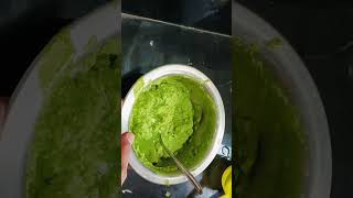 पालक पासून बनवा हा वेगळा आणि पौष्टिक नाश्ता 😋youtubeshorts ytshortsbreakfastrecipe tiffinrecipe [upl. by Adianez]