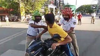 Lockdown 21 Bengaluru cops use ‘corona helmets’ to raise awareness [upl. by April]