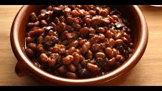 Food Storage Boston Baked Beans with Pressure Canned Salt Pork [upl. by Ennaed440]