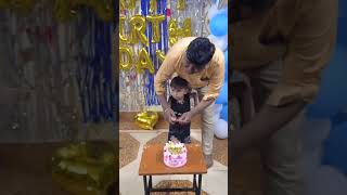 Nunno balloon se dar gya😀❤️😘viralvideo youtubeshorts sorts family father [upl. by Susanetta]