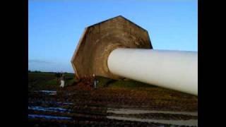 Wahnsinn Riesiges Windrad bricht zusammen Wind Turbine Crash Accident [upl. by Bultman529]