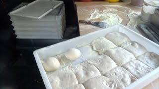 How to use too leavened Pizza Dough with Master Pizzaiolo Massimo Nocerino [upl. by Wetzell]