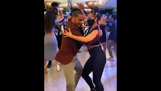 Anita Santos Rubin baila Vente Negra  Habana con Kola en vivo⁠ [upl. by Yorztif1]