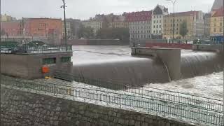 Wrocław Odra Centrum Wyspa Mieszczańska [upl. by Enomes]