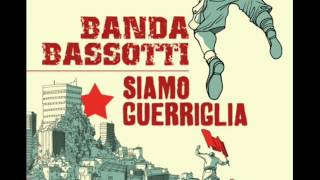 Banda Bassotti  Siamo Guerriglia [upl. by Renate]