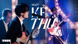 Kẻ Thù  Ngọt live at inthemoonlight [upl. by Ssur]