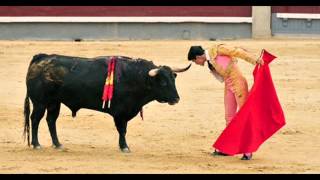 Old Spanish Pasodoble Olle Torero  sung by Luis Mariano 1951 [upl. by Dyun]