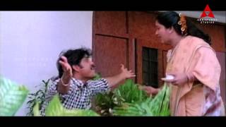 Nagarjuna Requesting For Car Keys Comedy Scene  Ninne Palladatha Movie [upl. by Singleton879]