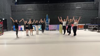 Première répétition des danseuses bénévoles [upl. by Haskel]