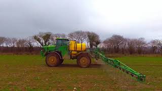 Pulvérisateur automoteur john deere 5430i avec rampe 24m [upl. by Weisbart]